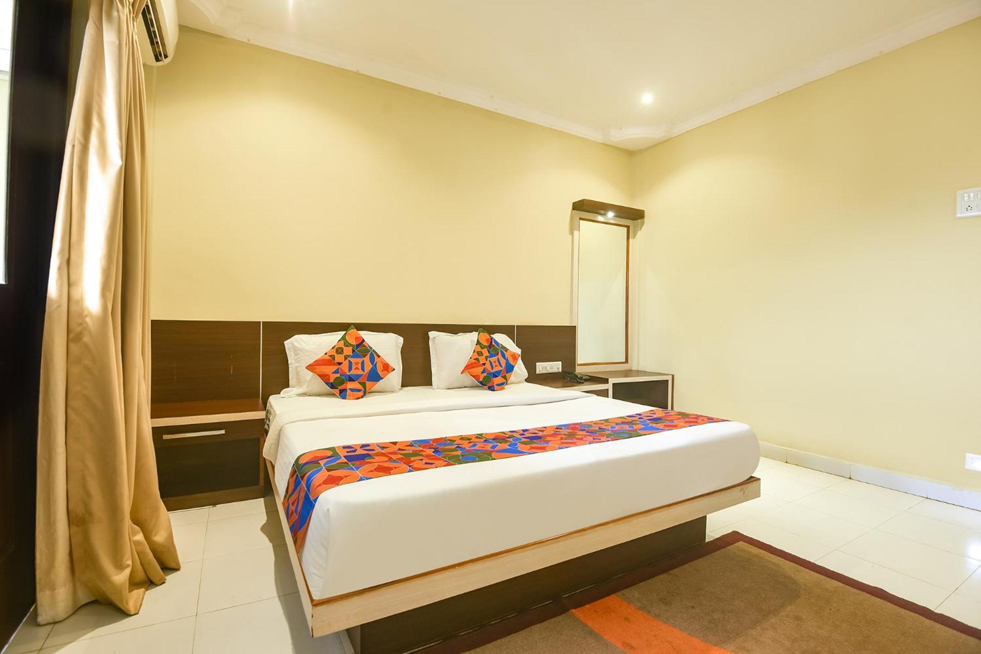 Fabexpress Sunrise Hotel 3*